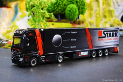 20251205-Trio-Trans-01058