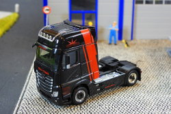 20251205-Trio-Trans-01096