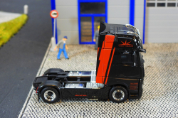 20251205-Trio-Trans-01113