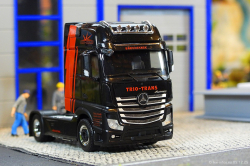 20251205-Trio-Trans-01119