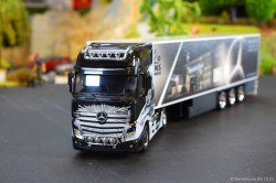 20251205-Trio-Trans-01122