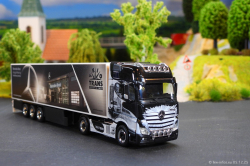 20251205-Trio-Trans-01159