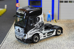 20251205-Trio-Trans-01167