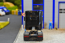 20251205-Trio-Trans-01180