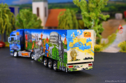 20251205-Trio-Trans-01380