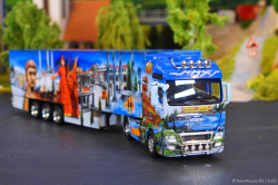 20251205-Trio-Trans-01407