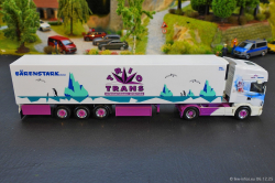 20251206-Trio-Trans-00136