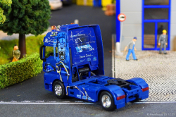 20251205-Trio-Trans-01241