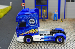 20251206-Trio-Trans-00254