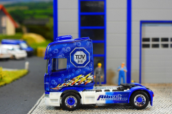 20251206-Trio-Trans-00255