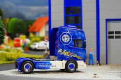 20251206-Trio-Trans-00270