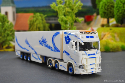 20251206-Trio-Trans-00328