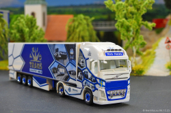 20251206-Trio-Trans-00420