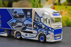 20251206-Trio-Trans-00421