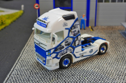 20251206-Trio-Trans-00428