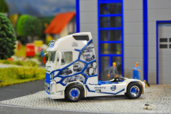 20251206-Trio-Trans-00431