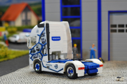 20251206-Trio-Trans-00437