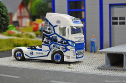 20251206-Trio-Trans-00451