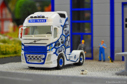 20251206-Trio-Trans-00460