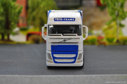 20251206-Trio-Trans-00520