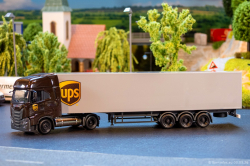 20260303-UPS-00374