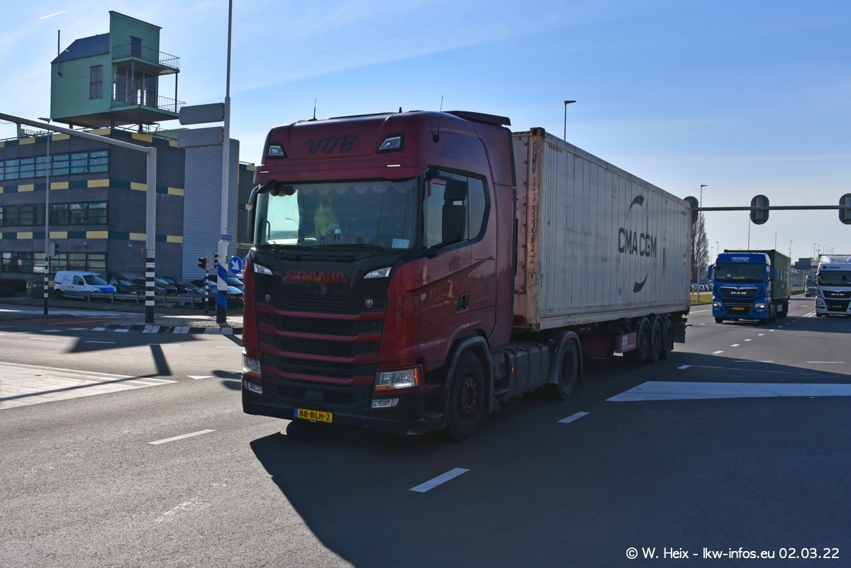 20220626-Rotterdam-Containerhafen-00771.jpg