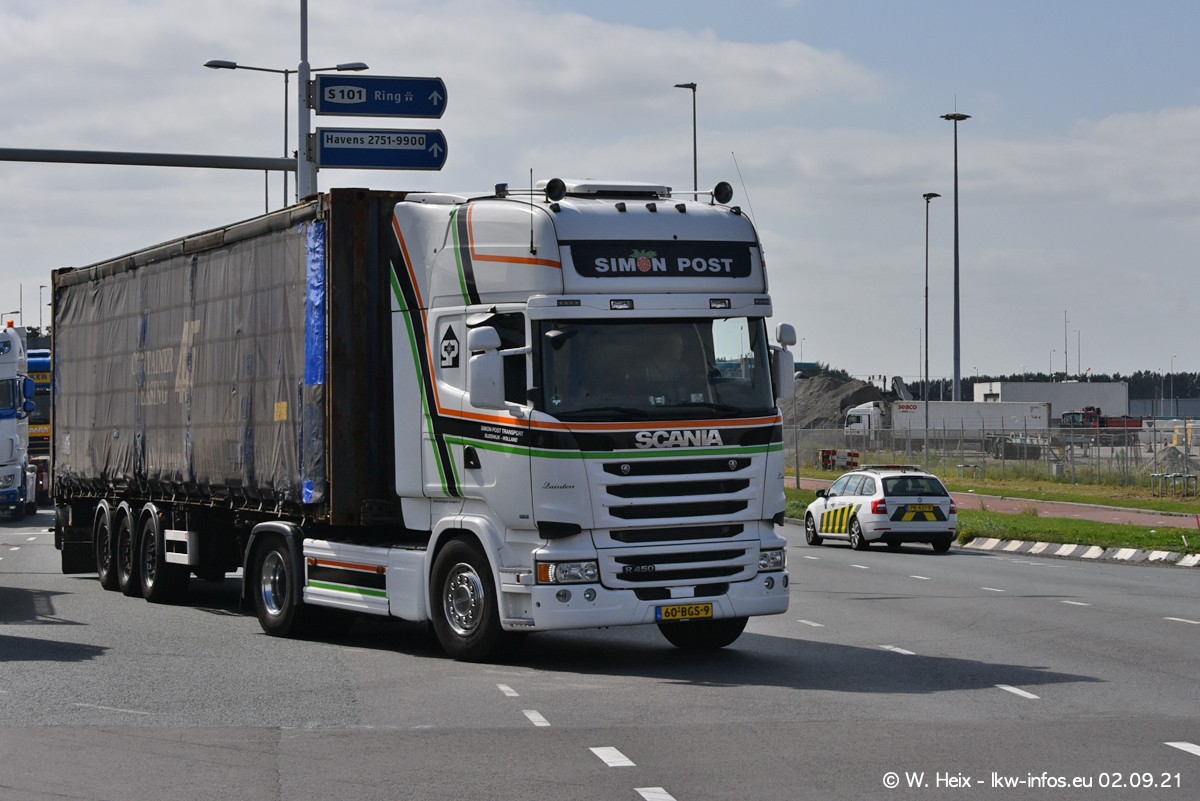 20210902-Rotterdam-Containerhafen-00594.jpg