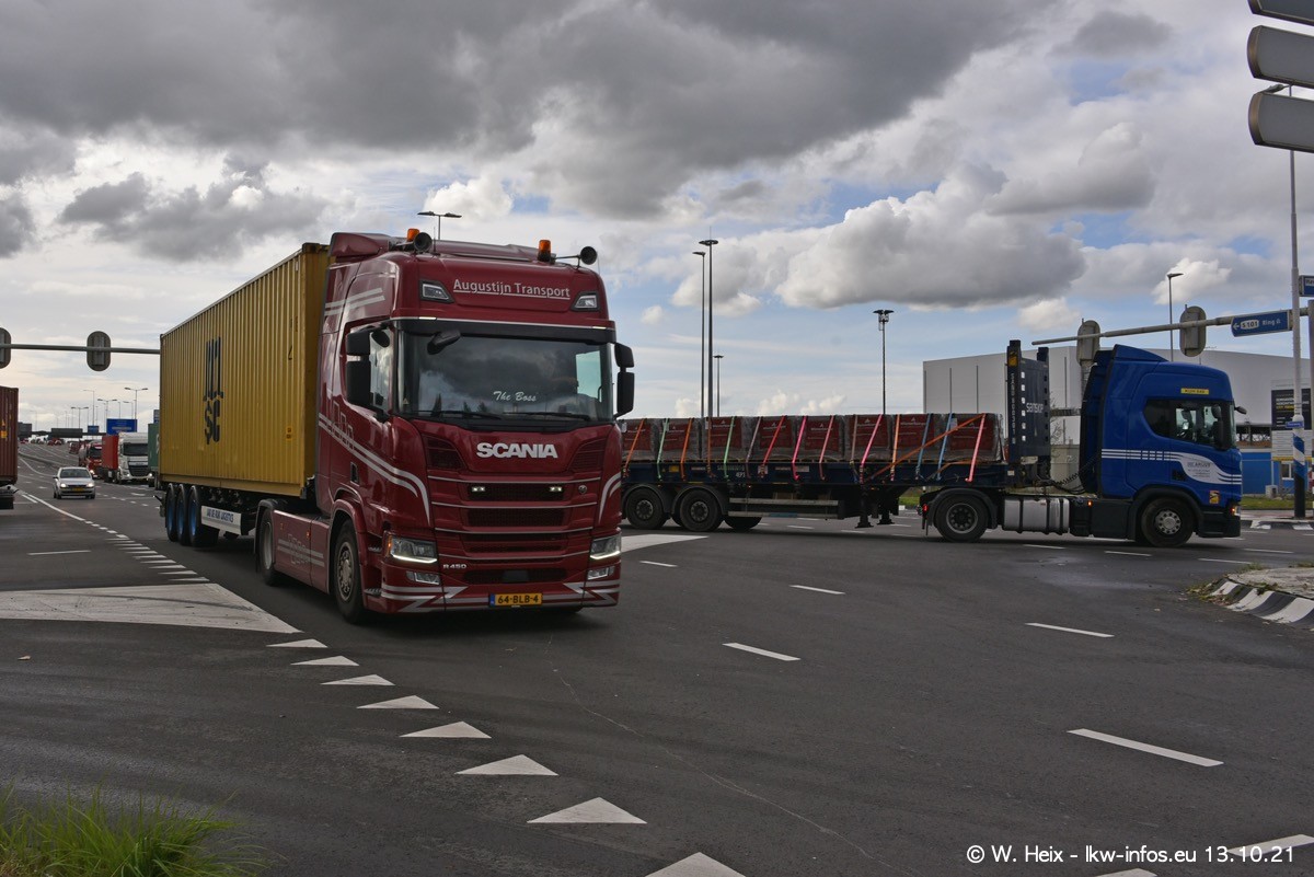 20211013-Rotterdam-Containerhafen-00010.jpg