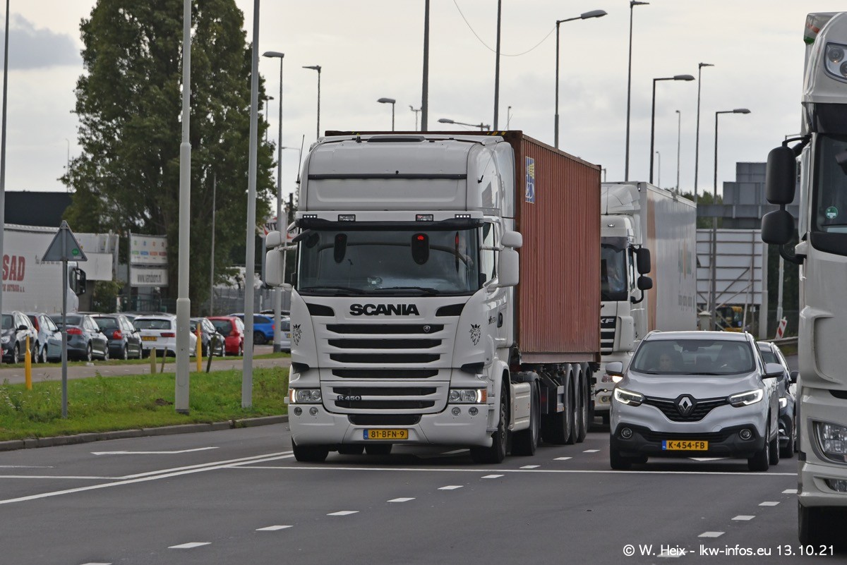 20211013-Rotterdam-Containerhafen-00014.jpg