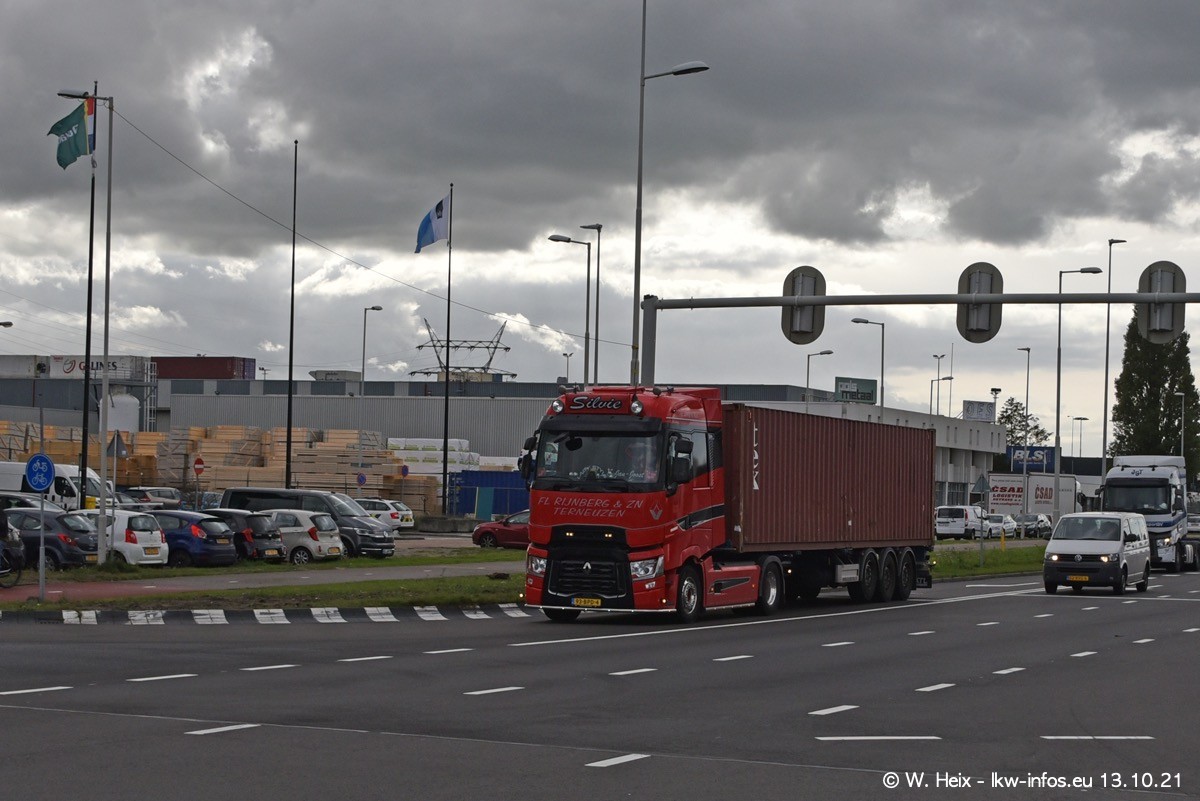 20211013-Rotterdam-Containerhafen-00082.jpg