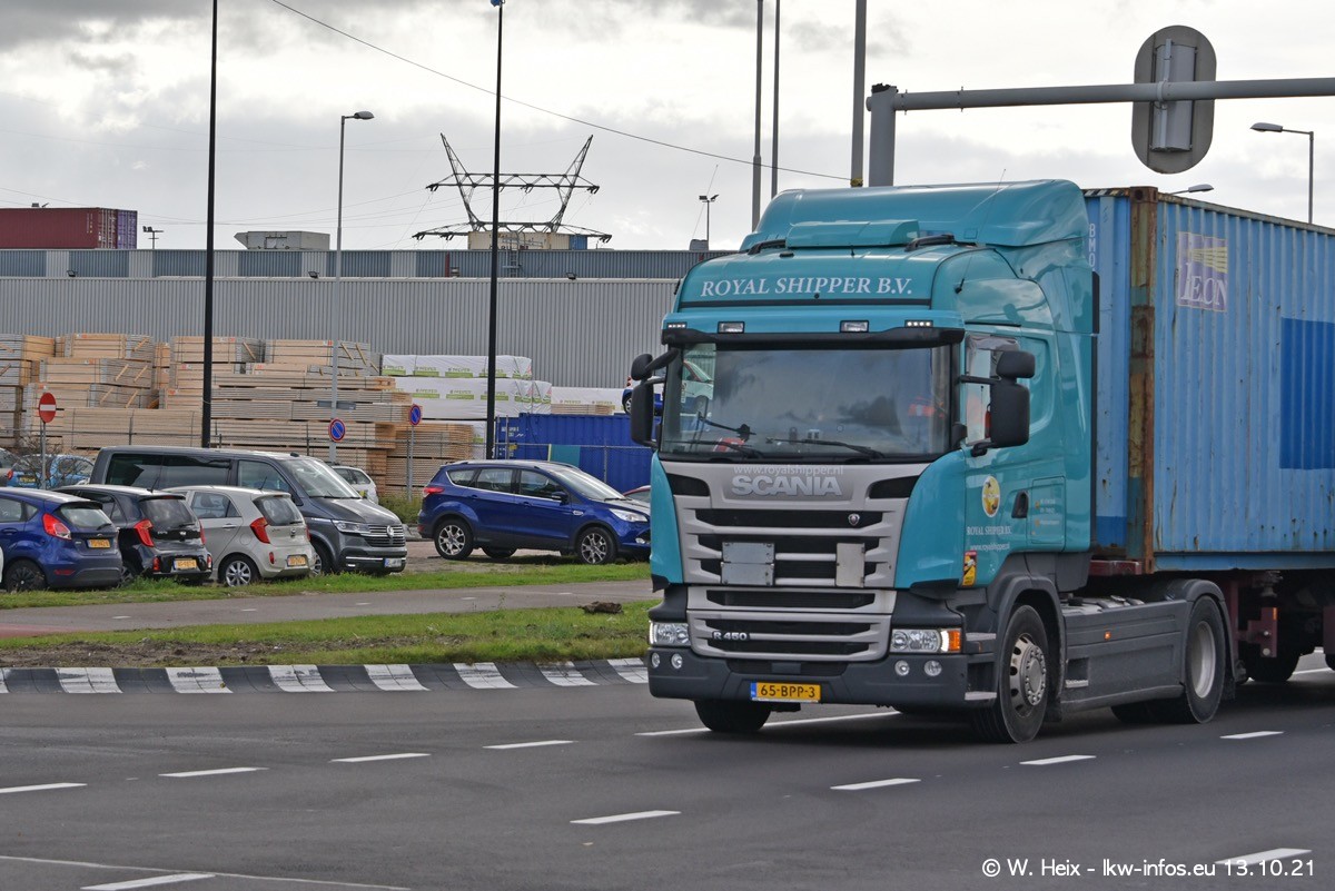 20211013-Rotterdam-Containerhafen-00149.jpg