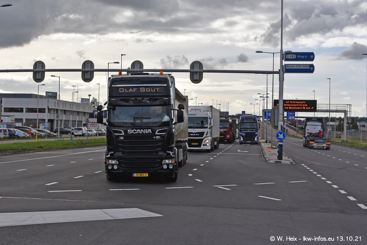20211013-Rotterdam-Containerhafen-00173.jpg