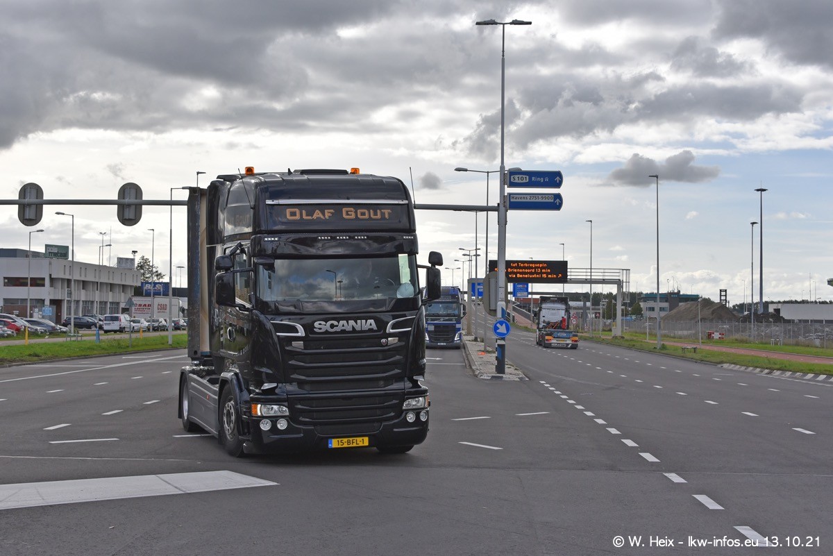 20211013-Rotterdam-Containerhafen-00174.jpg