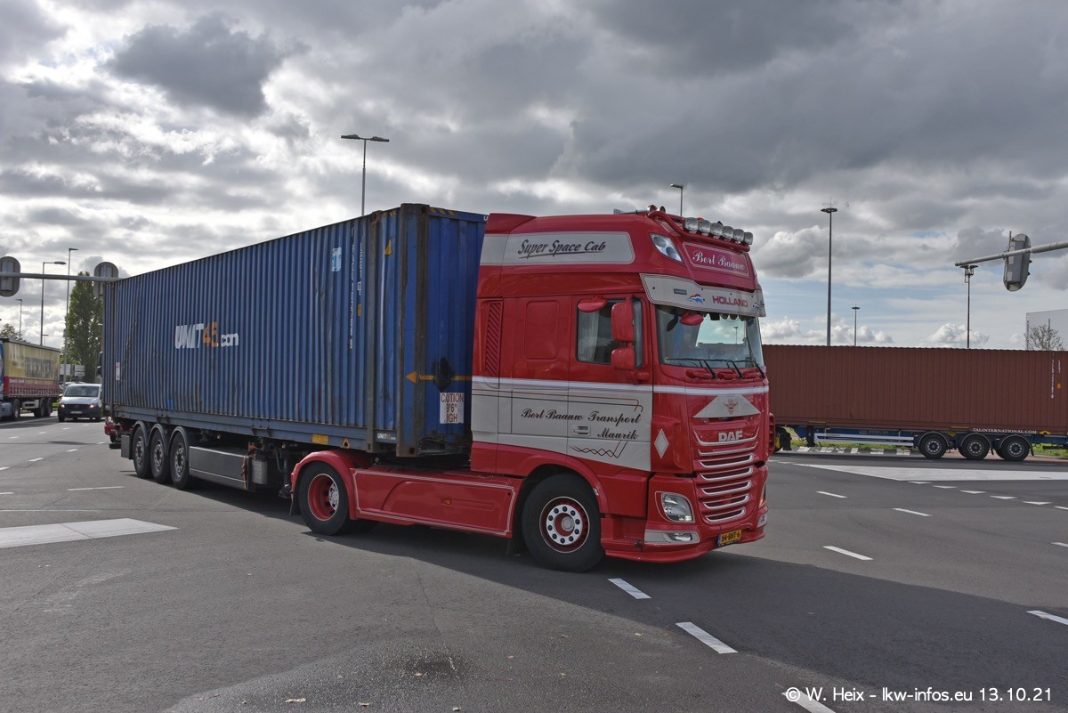 20211013-Rotterdam-Containerhafen-00319.jpg