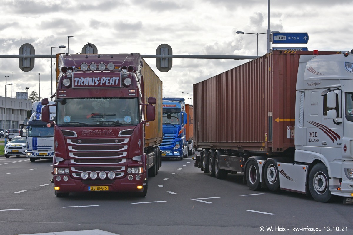 20211013-Rotterdam-Containerhafen-00353.jpg