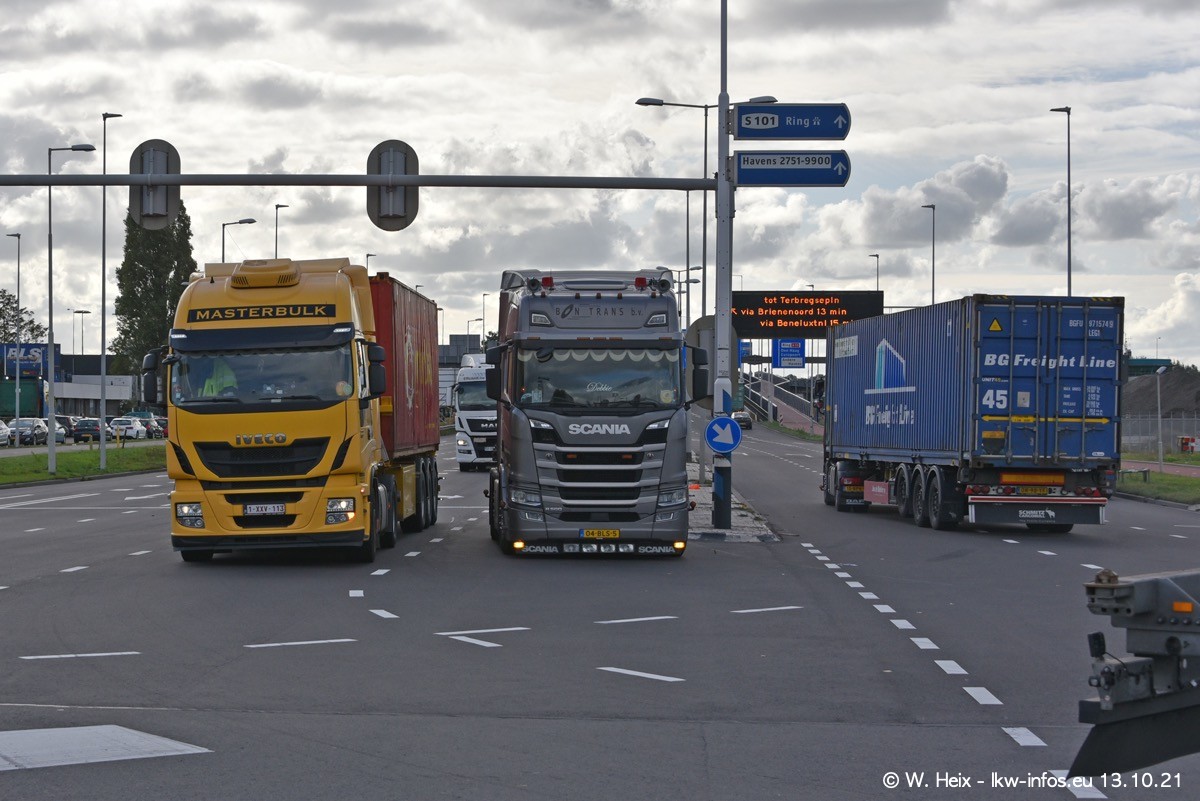 20211013-Rotterdam-Containerhafen-00378.jpg
