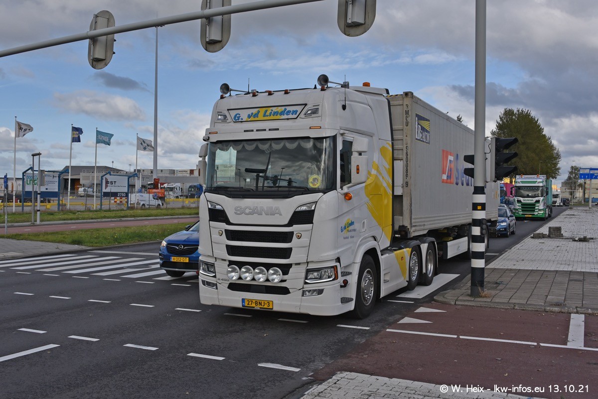 20211013-Rotterdam-Containerhafen-00399.jpg