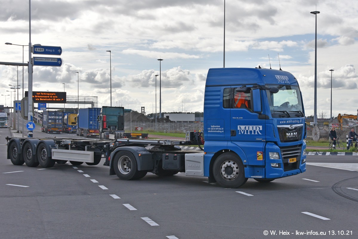 20211013-Rotterdam-Containerhafen-00413.jpg