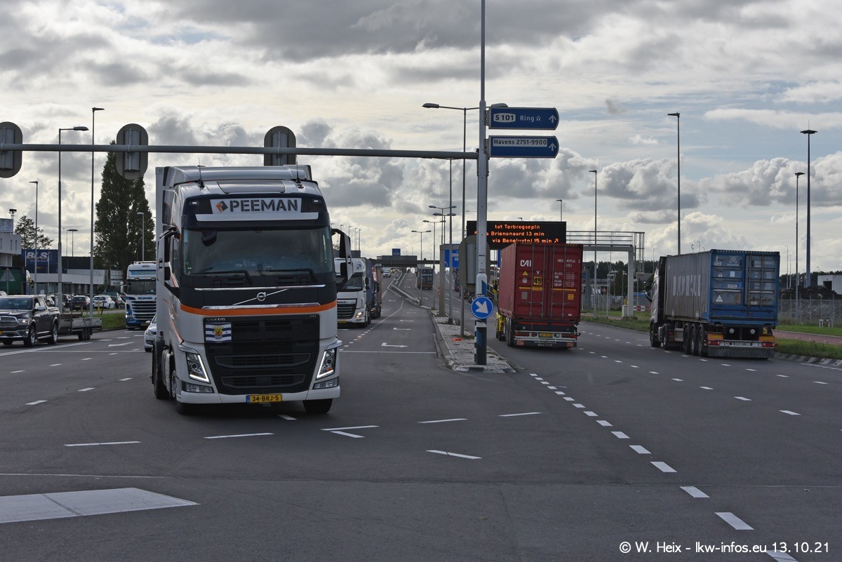 20211013-Rotterdam-Containerhafen-00420.jpg