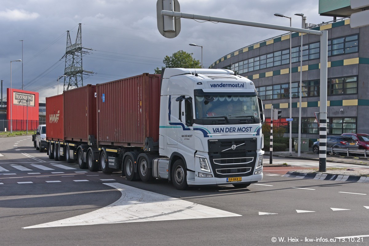 20211013-Rotterdam-Containerhafen-00442.jpg