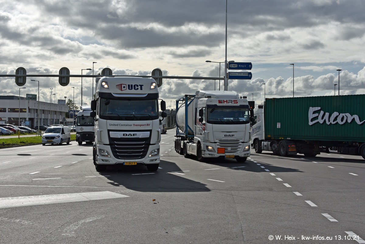 20211013-Rotterdam-Containerhafen-00458.jpg