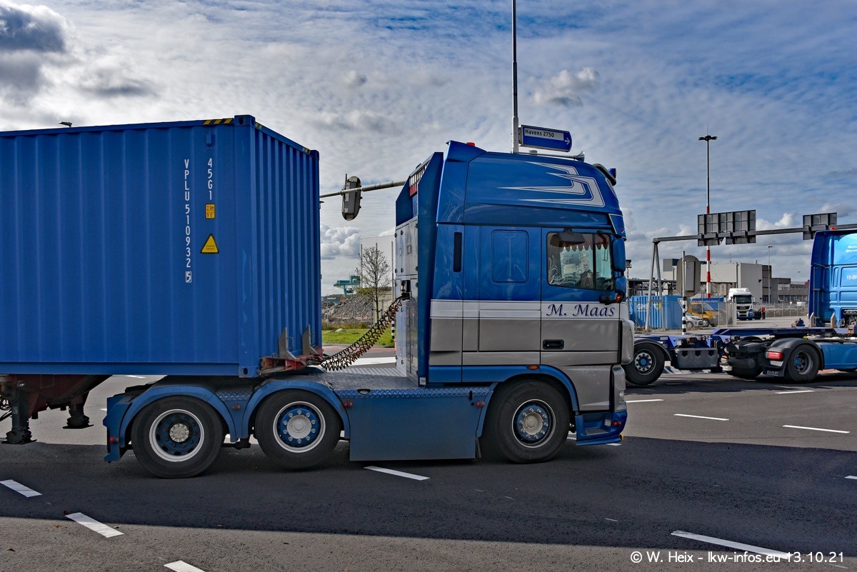 20211013-Rotterdam-Containerhafen-00487.jpg