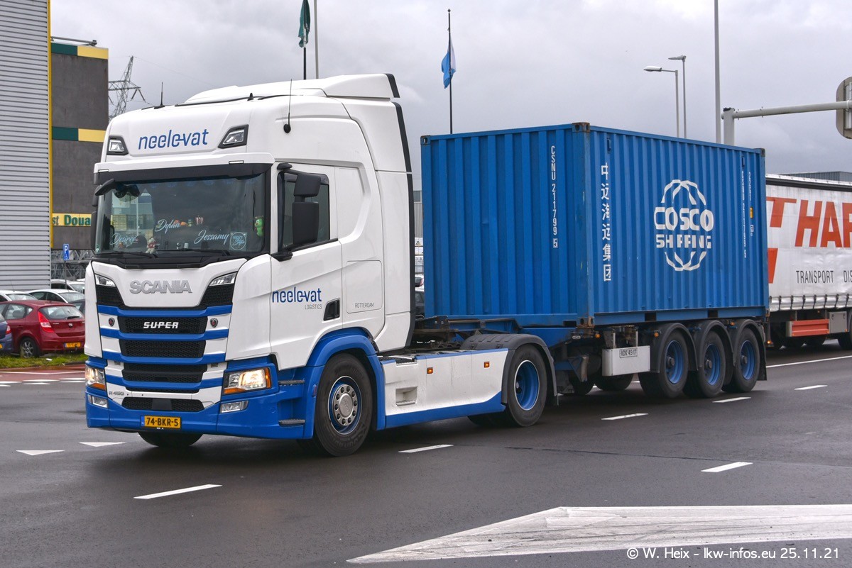 20211125-Rotterdam-Containerhafen-00516.jpg