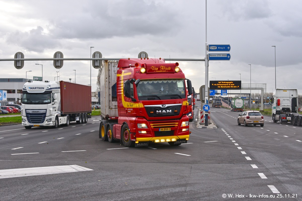 20220626-Rotterdam-Containerhafen-00081.jpg
