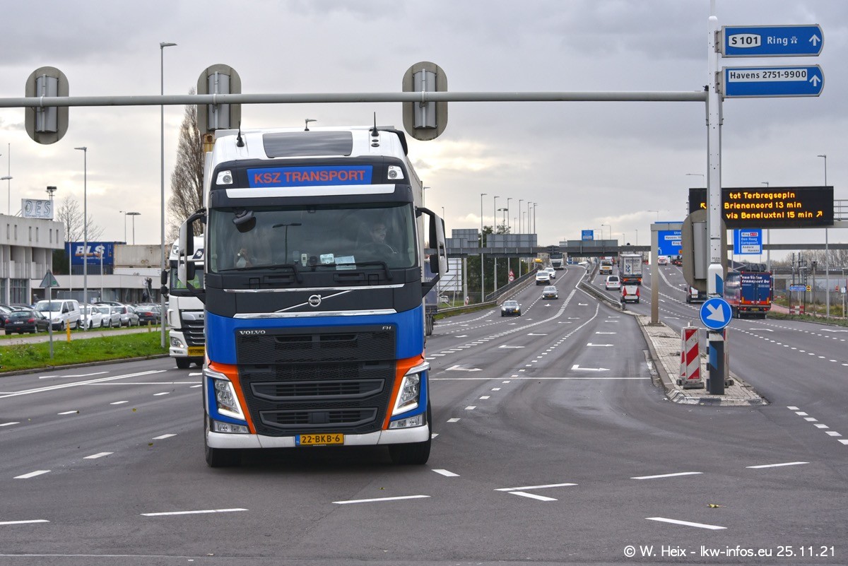 20220626-Rotterdam-Containerhafen-00125.jpg