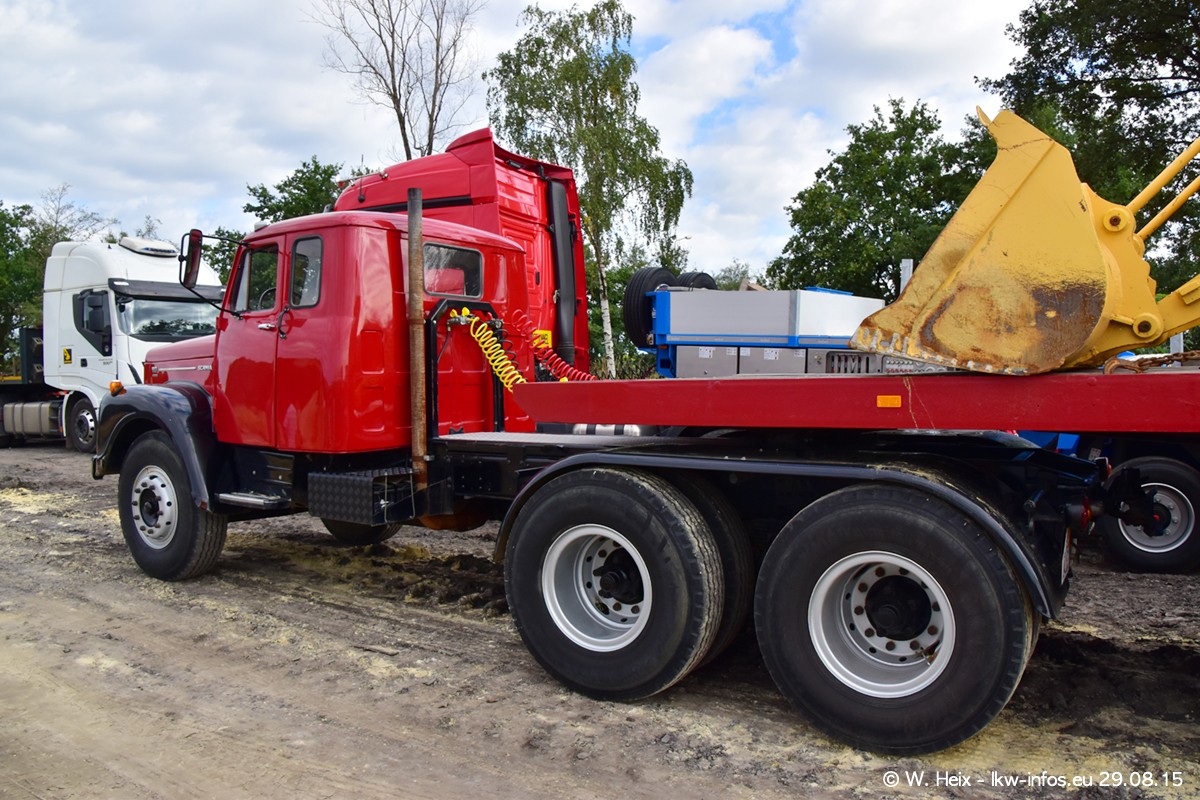 Truck-in-the-koel-Brunssum-20150829-098.jpg