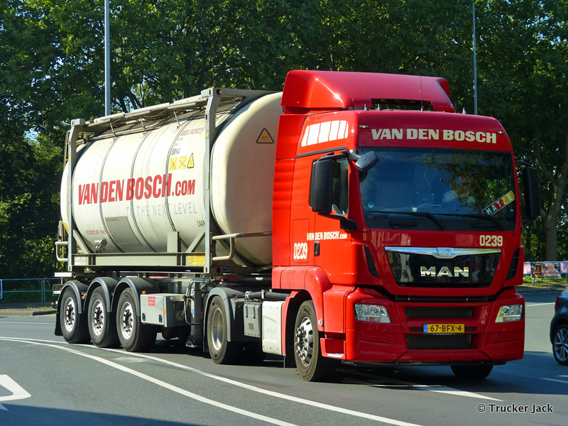 Bosch-van-den-20160220-00018.jpg